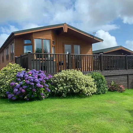 23 Ocean View With Hot Tub Available As An Additional Add On Ilfracombe Room photo