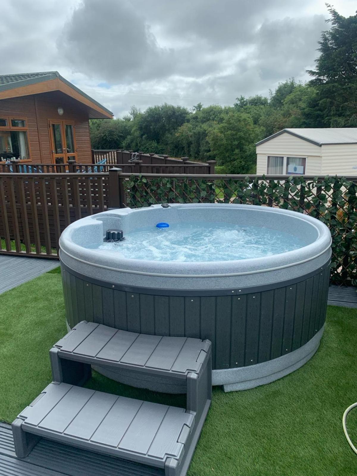 23 Ocean View With Hot Tub Available As An Additional Add On * Ilfracombe